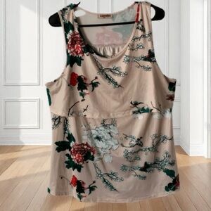 Pre Owned Women’s Larenba Floral Tank Top Sz XXL Casual Comfort Classic Style
